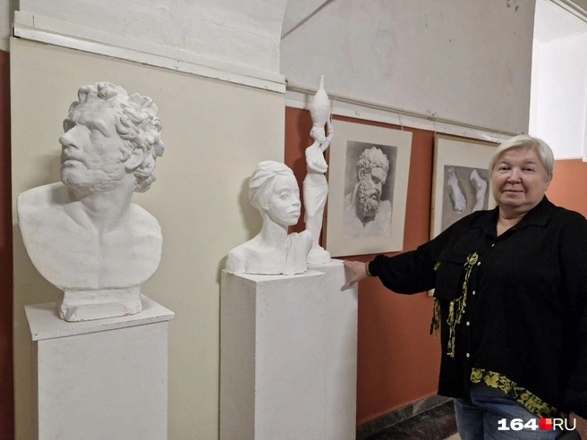 Елена Черных уже почти 30 лет отдала работе в училище | Источник: Виктория Федорова / 164.RU