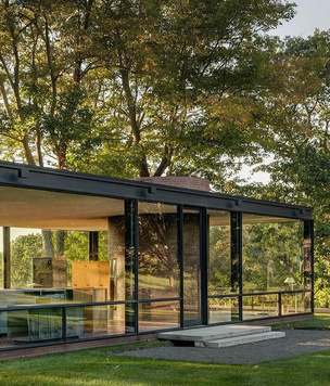 12 самых впечатляющих стеклянных домов мира