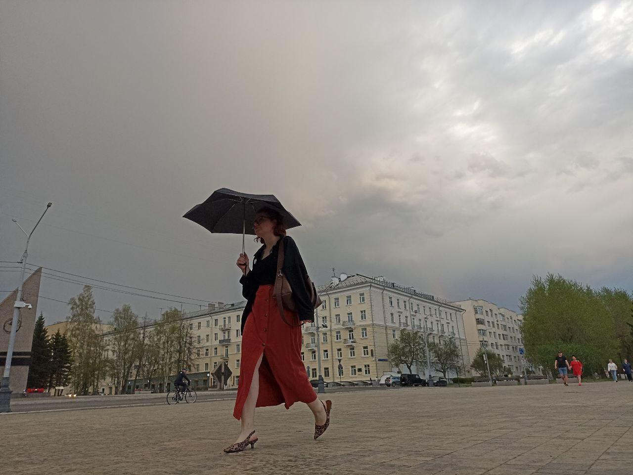 Гроза в Архангельске прямо сейчас: посмотрите, что происходит на улице
