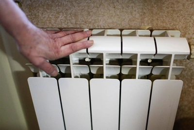 Mayor Shames Bodaibo Residents for Rent Hikes