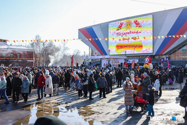 Все пришли отпраздновать так любимую в народе Масленицу | Источник: Ксения Филимонова / «ИрСити»