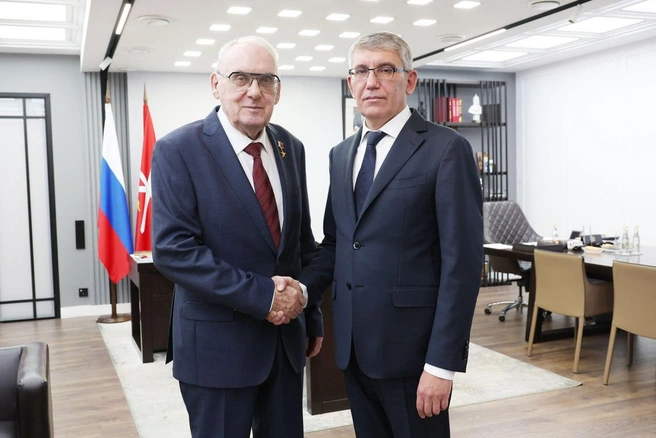 Губернатор Тульской области Дмитрий Миляев и директор «Туламаша» Евгений Дронов | Источник: Дмитрий Миляев / Telegram