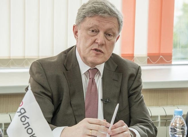 В Рязани Явлинский начал сбор подписей против войны в Сирии | ya62.ru