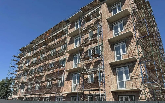 Новостройку в Волновахе готовят к сдаче | 89.ru