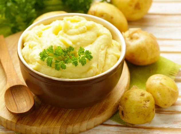Идеальный вкус: простой лайфхак, который превратит картофельное пюре в кулинарный шедевр — обязательно попробуйте!