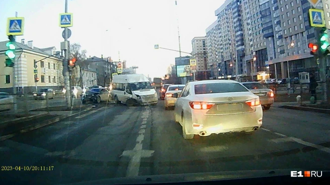Источник: читатель E1.RU