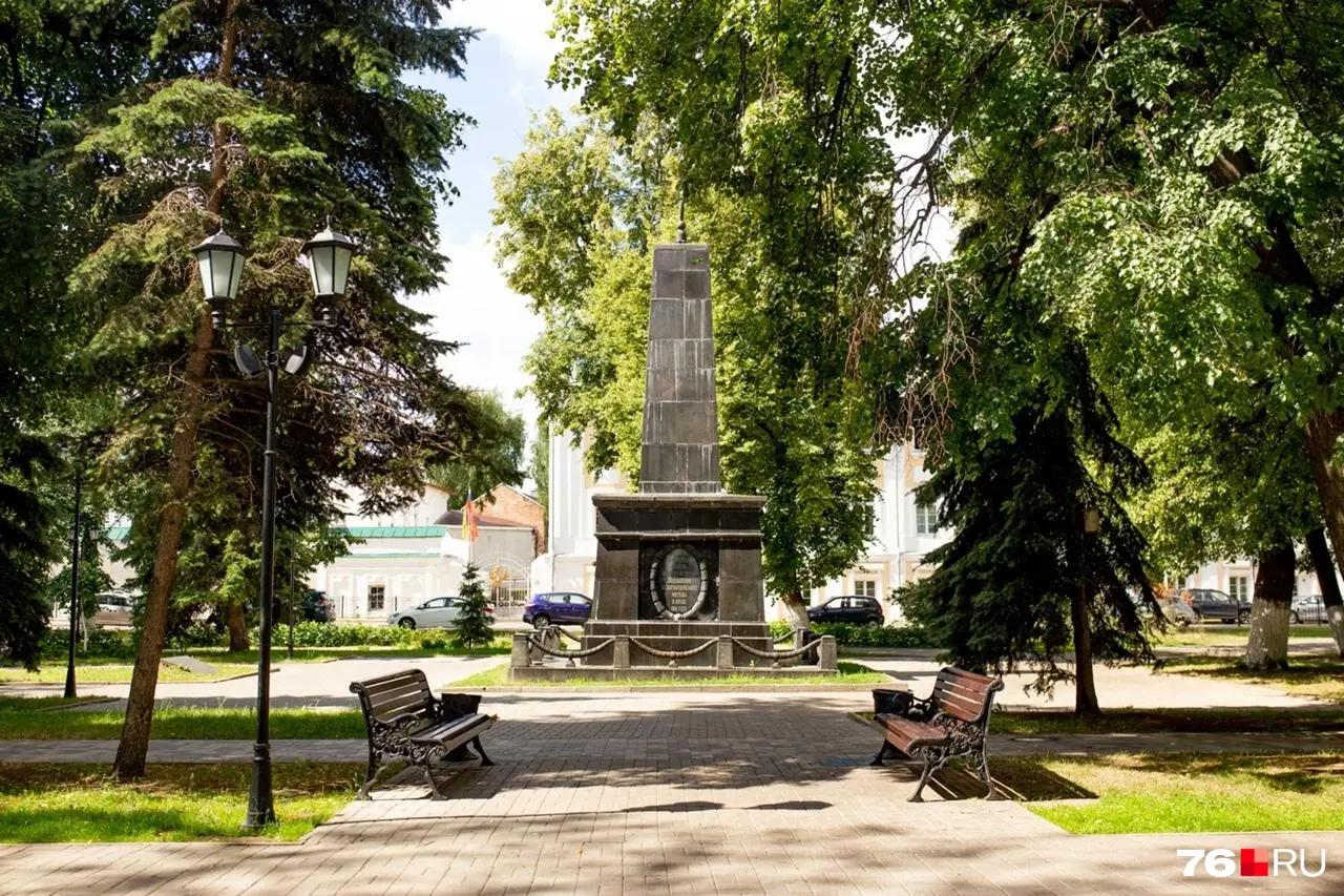 В Ярославле собирают подписи на установку памятника лучшему главе города. О ком речь