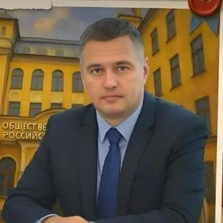 <p><br>Александр Холодов</p>