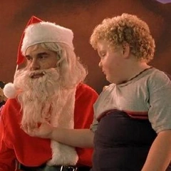 Что делать, если ребенок боится Деда Мороза