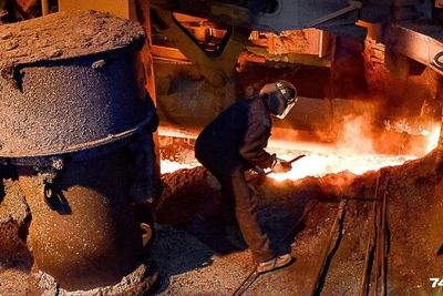Прокуратура начала проверку ЧМК из-за жалоб на зарплаты