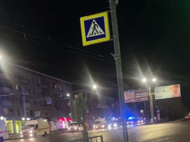Колонна автомобилей скорой помощи была зафиксирована вечером 5 января. | Источник: читатели V1.RU