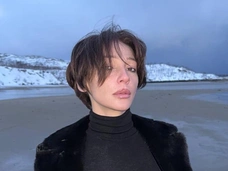 Бывшая жена нового мужа Ивлеевой психует в соцсетях, пока Настя наслаждается медовым месяцем