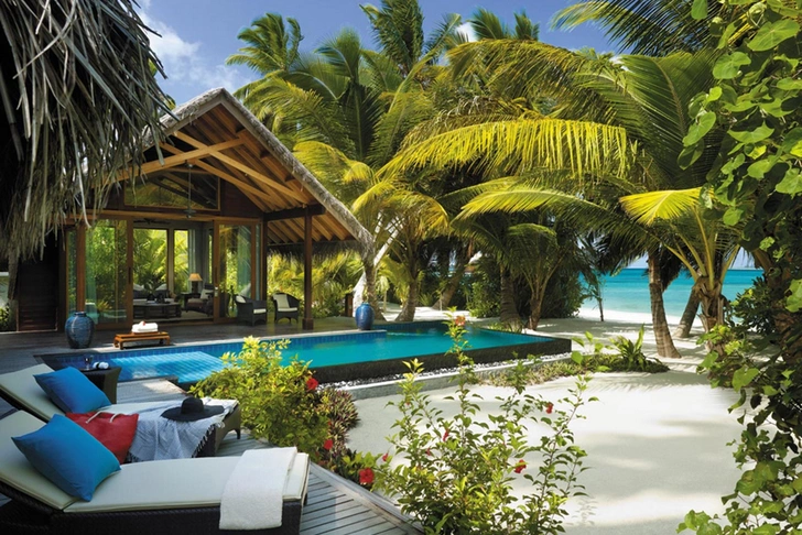 Отель SHANGRI-LA VILLINGILI RESORT AND SPA