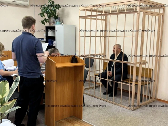 Сказочник Александр выпросил у своей пассии 35 млн рублей «на БПЛА» в Петербурге | Источник: Объединенная пресс-служба судов Петербурга