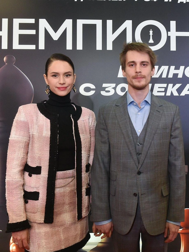 Әйелдердегі шашты есектердің фотосуреттері