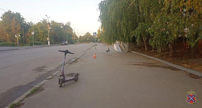В больнице оказались пешеход и 10-летний пассажир самоката | Источник: ГУ МВД России по Волгоградской области