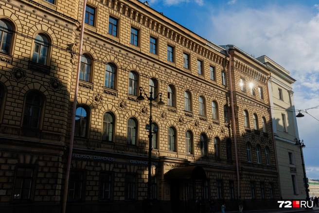 Красоты в Санкт-Петербурге невероятное количество, только успевай вертеть головой | Источник: Ирина Шарова / 72.RU