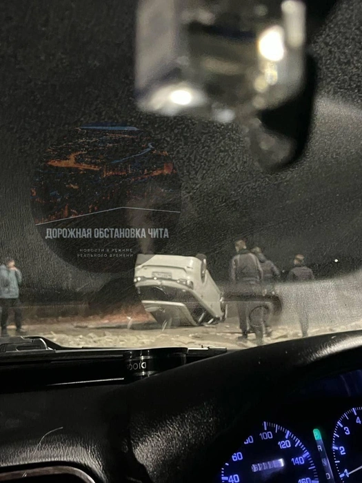 Неравнодушные поставили авто на колеса | Источник: Дорожная обстановка Чита / телеграм-канал