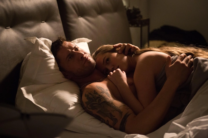 10 российских сериалов о порочной любви и страсти | Источник: кадр из сериала «Жизнь по вызову» (2022 — н. в.)