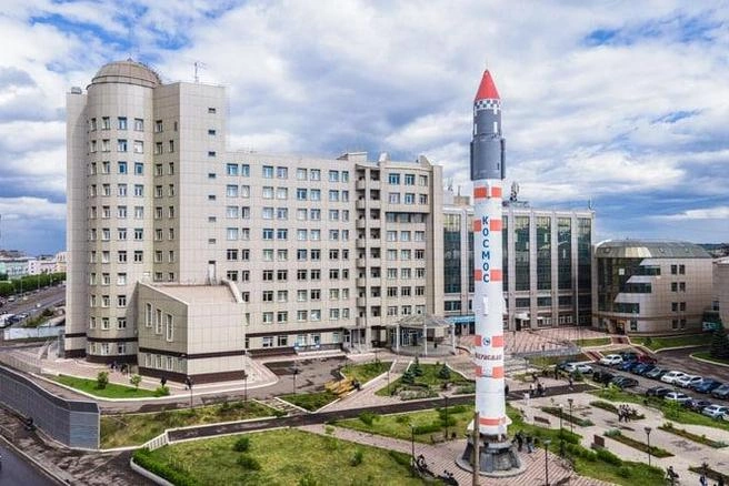 Бюджетных мест в СибГУ много, ну и университет немаленький | Источник: СибГУ