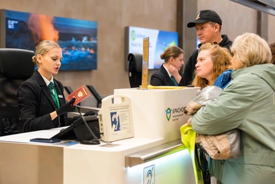 «Налог на выезд» для туристов: зачем нужен новый сбор