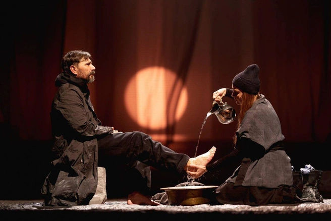 Няня Одиссея узнала его по шраму на ноге  | Источник: Предоставлено «Красным факелом»