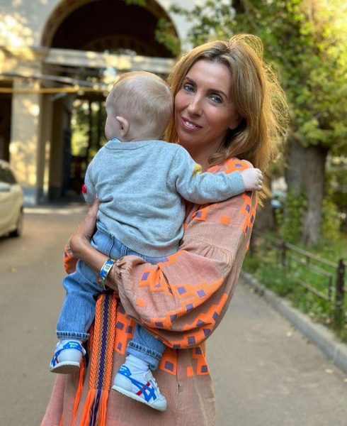 Редкий кадр: Светлана Бондарчук впервые показала лицо сына