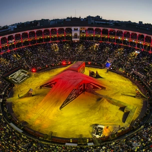 Red Bull X-Fighters можно увидеть в прямом эфире!