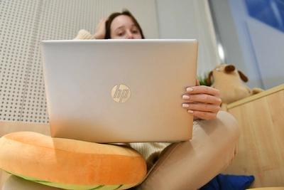 Кому на Дону платят больше всего за удаленку