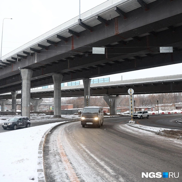 Сейчас нужно ехать аккуратно | Источник: Александр Ощепков / NGS.RU