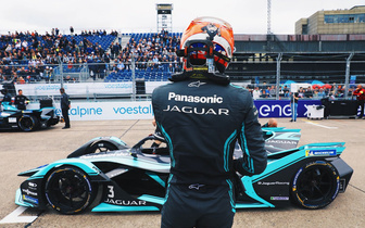 Автогонки будущего: в гостях у Jaguar Racing на «Формуле E»