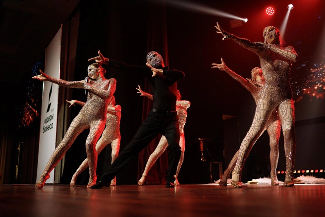 Источник: Николай Дубровин