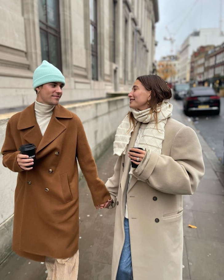 Фото №2 - Уютные пальто и кофе to go: Хейли и Джастин Бибер на свидании в Лондоне
