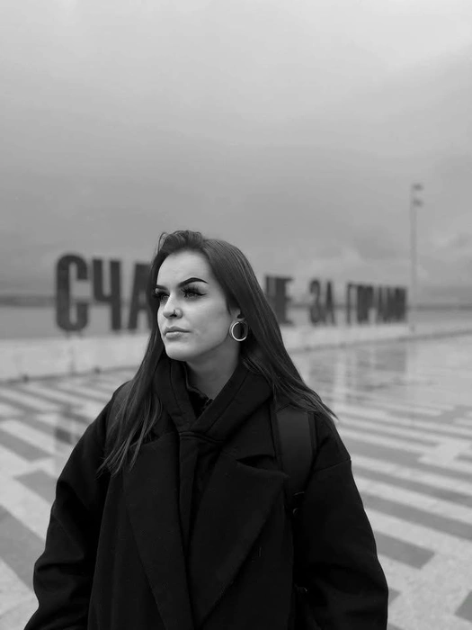 Так Ксения Булатова выглядит сейчас | Источник: bulatka_official / Instagram (деятельность организации запрещена на территории РФ)