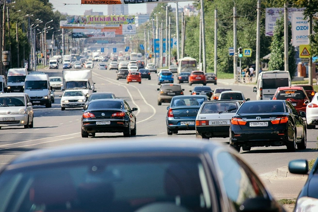 Владельцы довольно мощных иномарок заплатят по рублю за лошадиную силу | Источник: Дарья Селенская