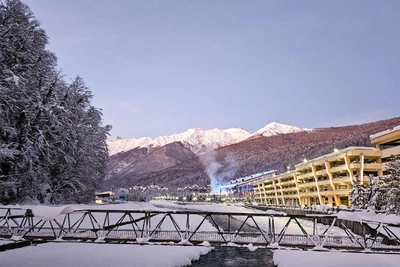 Сочинские власти предупредили о лавинной опасности на дороге Адлер — Красная Поляна