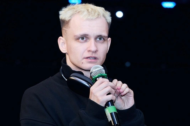 На актера напал бывший парень его девушки | Источник: «Андрей Гликоген | Официальная группа» / Vk.com