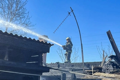 Пожар в двухквартирном доме из-за проводки