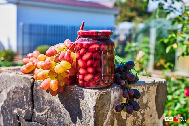 Вот такую красоту и вкусноту приносит свой виноградник | Источник: Роман Данилкин / 63.RU