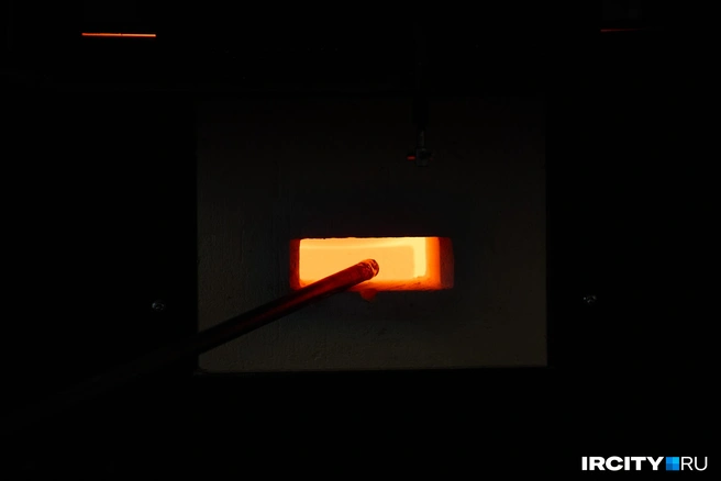 Там сырье разогревается до температуры 1150 °C | Источник: Даниил Конин / «ИрСити»