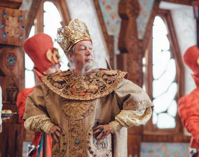 После аншлага в театре Михаил Ефремов готов к триумфальному возвращению и в кинотеатры страны | Источник: кадр из кинофильма «Конёк-Горбунок» (6+), реж. Олег Погодин, кинокомпания СТВ совместно с телеканалом «Россия 1» при участии студии CGF, 2021 год