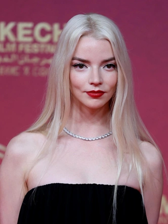 Свет и тьма: Дженна Ортега и Аня Тейлор-Джой на кинофестивале в Марракеше