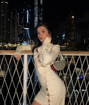 Амина Tenderlybae Мирзоева увеличила грудь