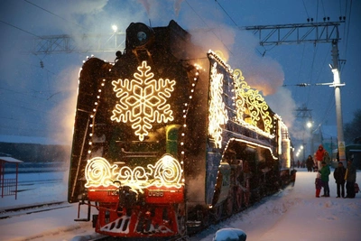 В Кемерове встретили поезд Деда Мороза