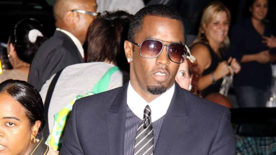 Как выглядит тайная комната P.Diddy: оружие, игрушки и коробки с детским маслом для вечеринок