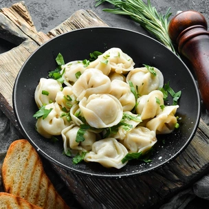 Самые вкусные начинки для пельменей: от классики до необычных идей — попробуйте приготовить