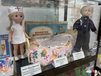 Кукла Мила «Медсестра», 1980-е годы | Источник: Юлия Король / 45.RU