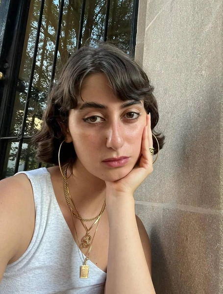 Как выглядит и чем занимается жена мэра Нью-Йорка Рама Дуваджи, которую называют «первой леди поколения зумеров» | Источник: Соцсети