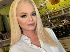 Лариса Долина снова отказалась покинуть квартиру Полины Лурье