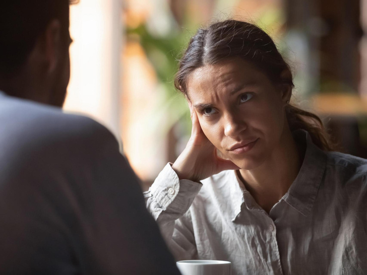 Разозлите сразу: 7 привычек в общении, которые раздражают ваших близких — а вы так делали?